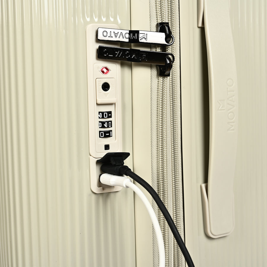    	 USB + C-Type PORT