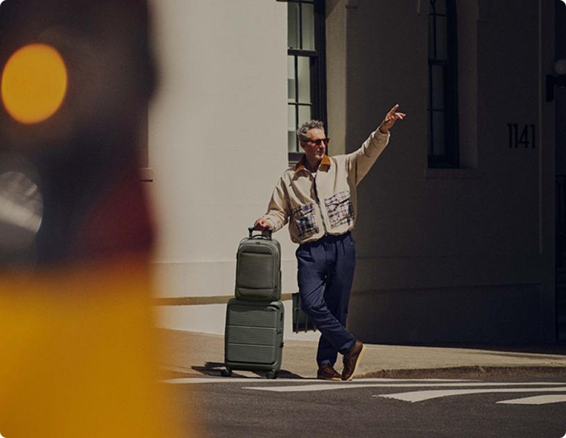 Lightweight Hard Shell Suitcase